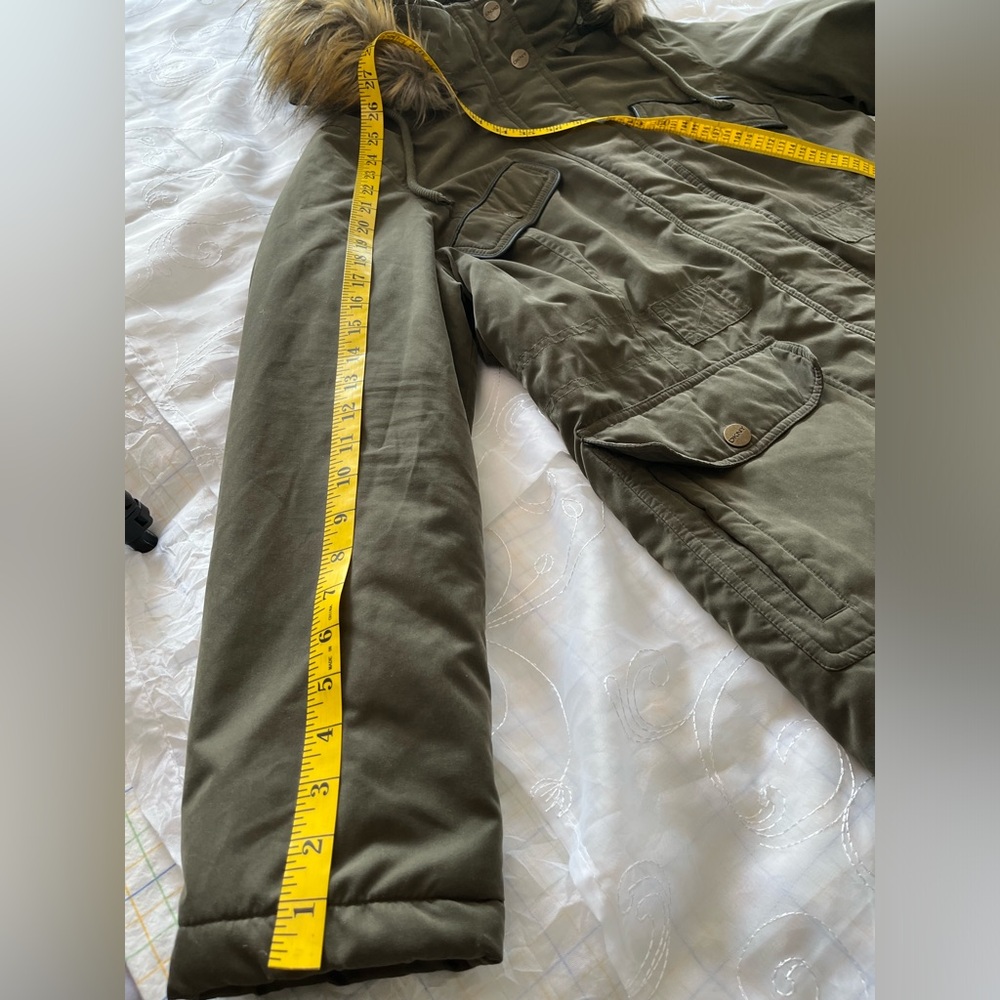 DKNY Women’s Large Hunter Green Faux Fur Lined Hood Button/Zip Coat - Picture 13 of 16